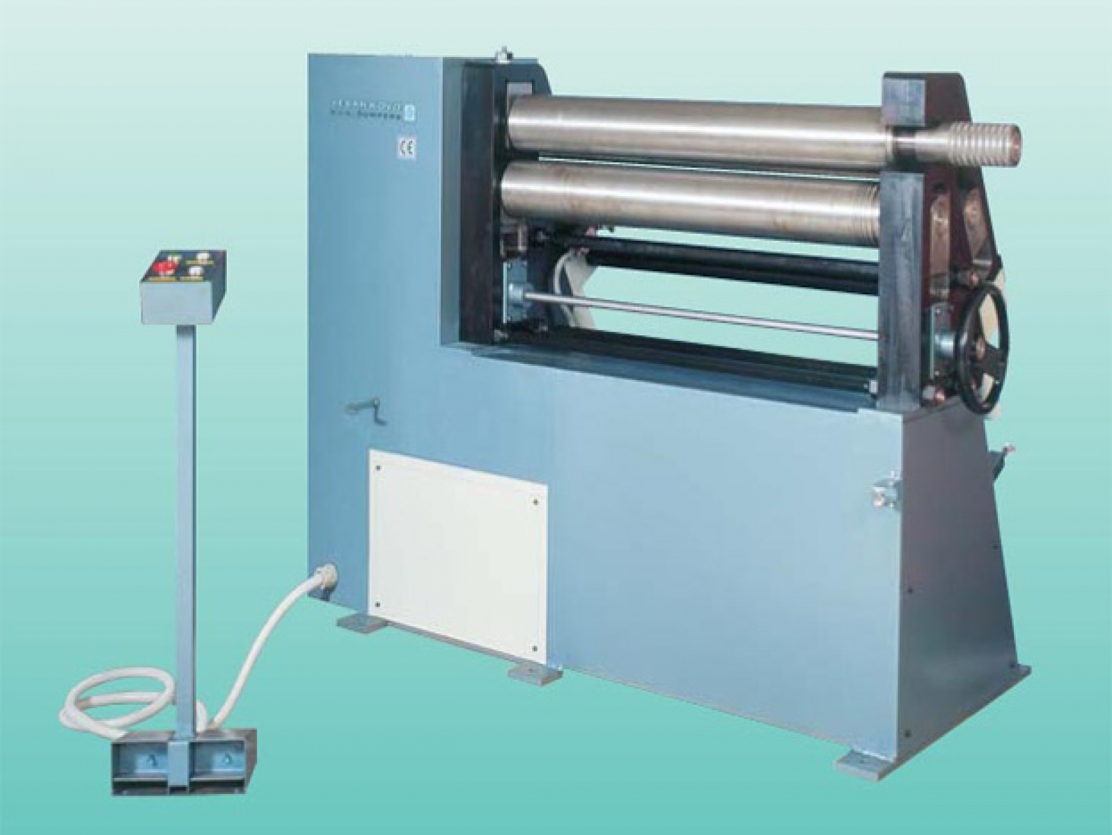 Zakružovačka plechu strojní XZC 1500/4 E